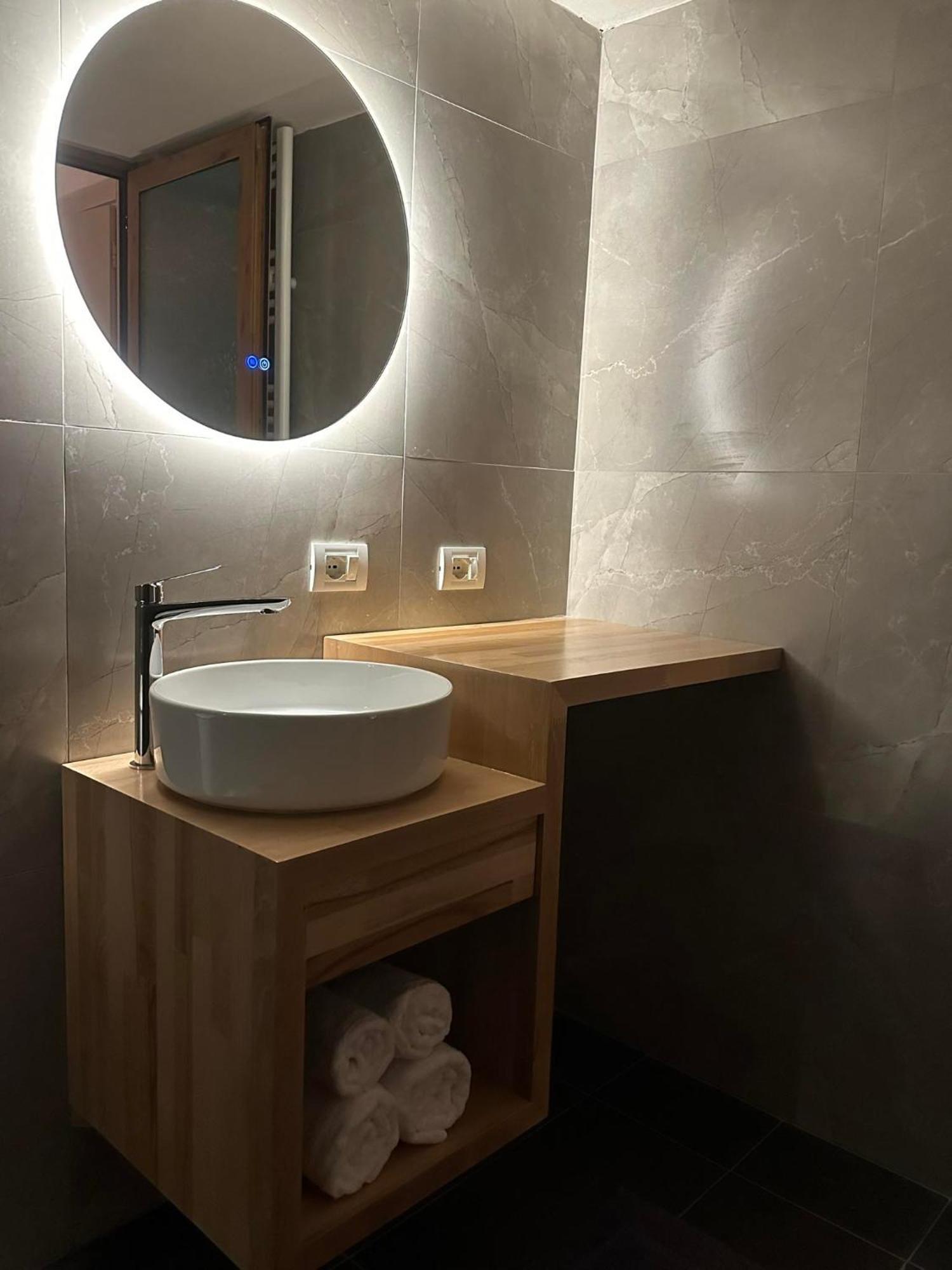 Valter & Drita'S Guesthouse Theth Ngoại thất bức ảnh