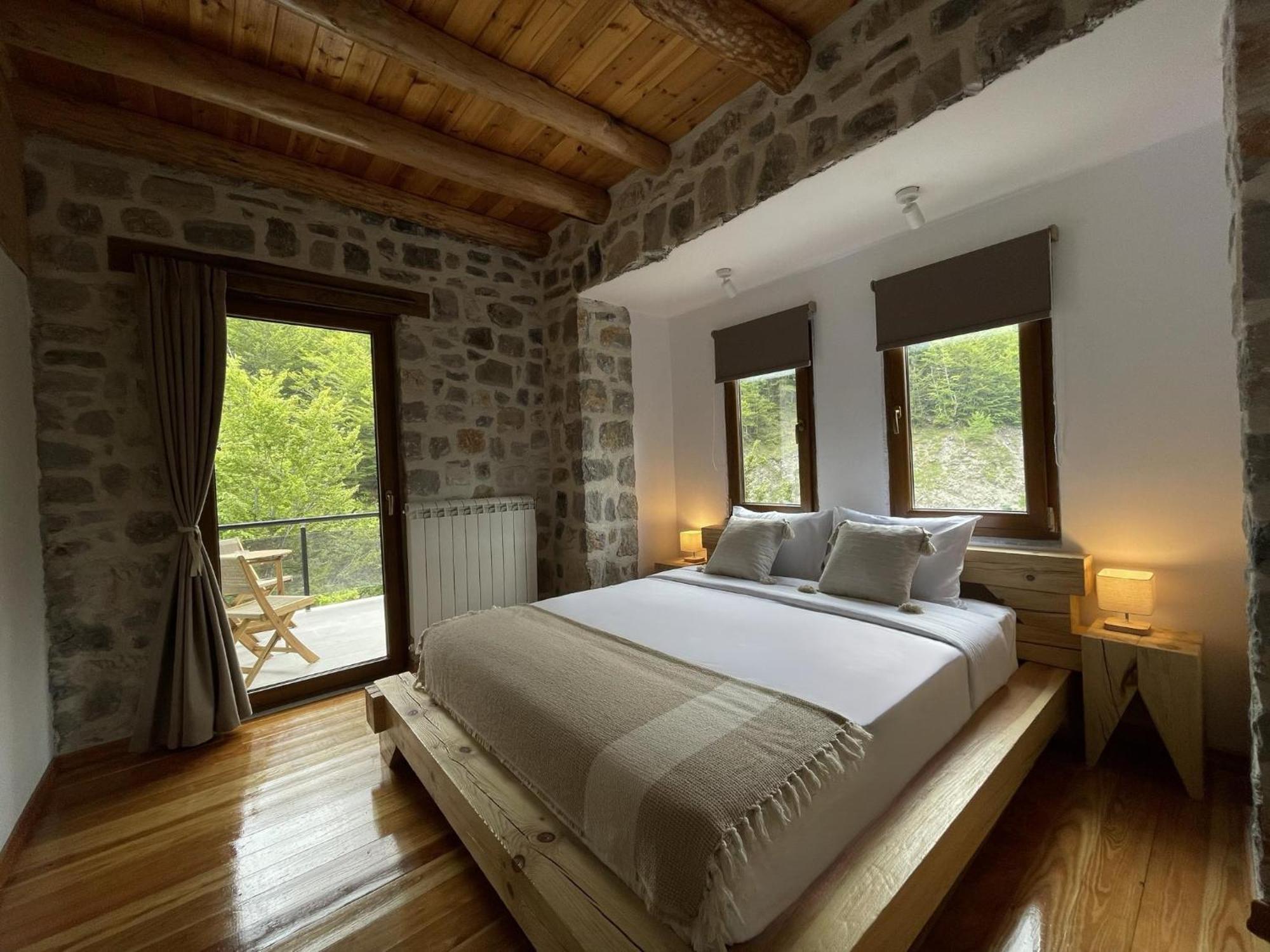 Valter & Drita'S Guesthouse Theth Ngoại thất bức ảnh