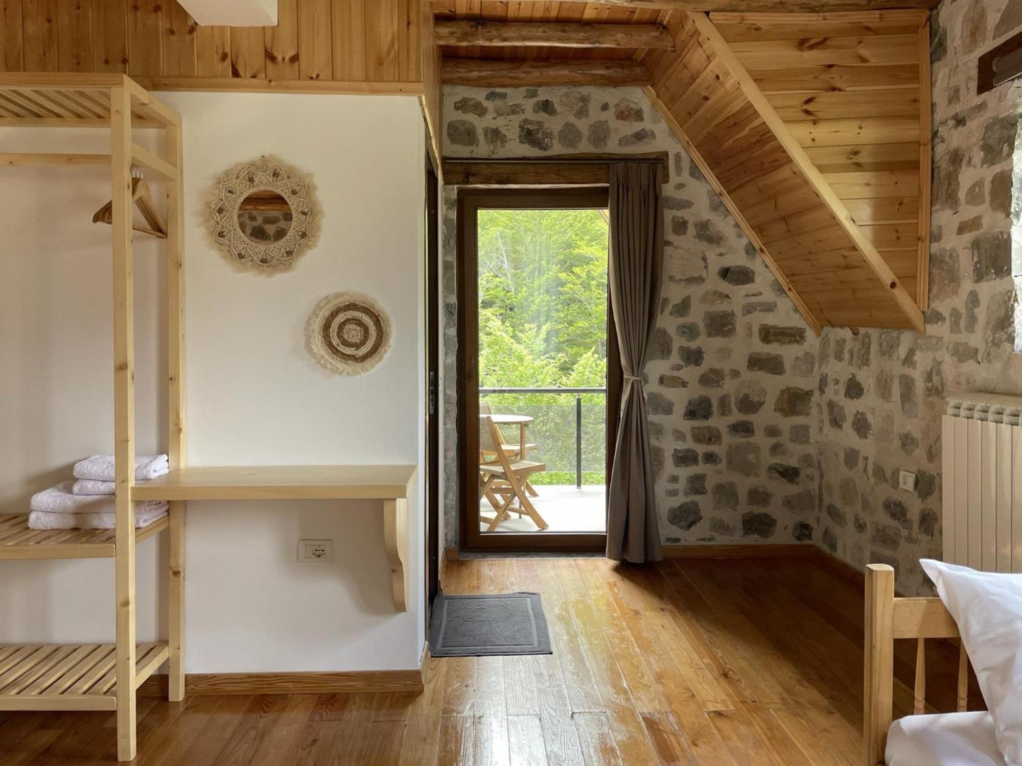 Valter & Drita'S Guesthouse Theth Ngoại thất bức ảnh