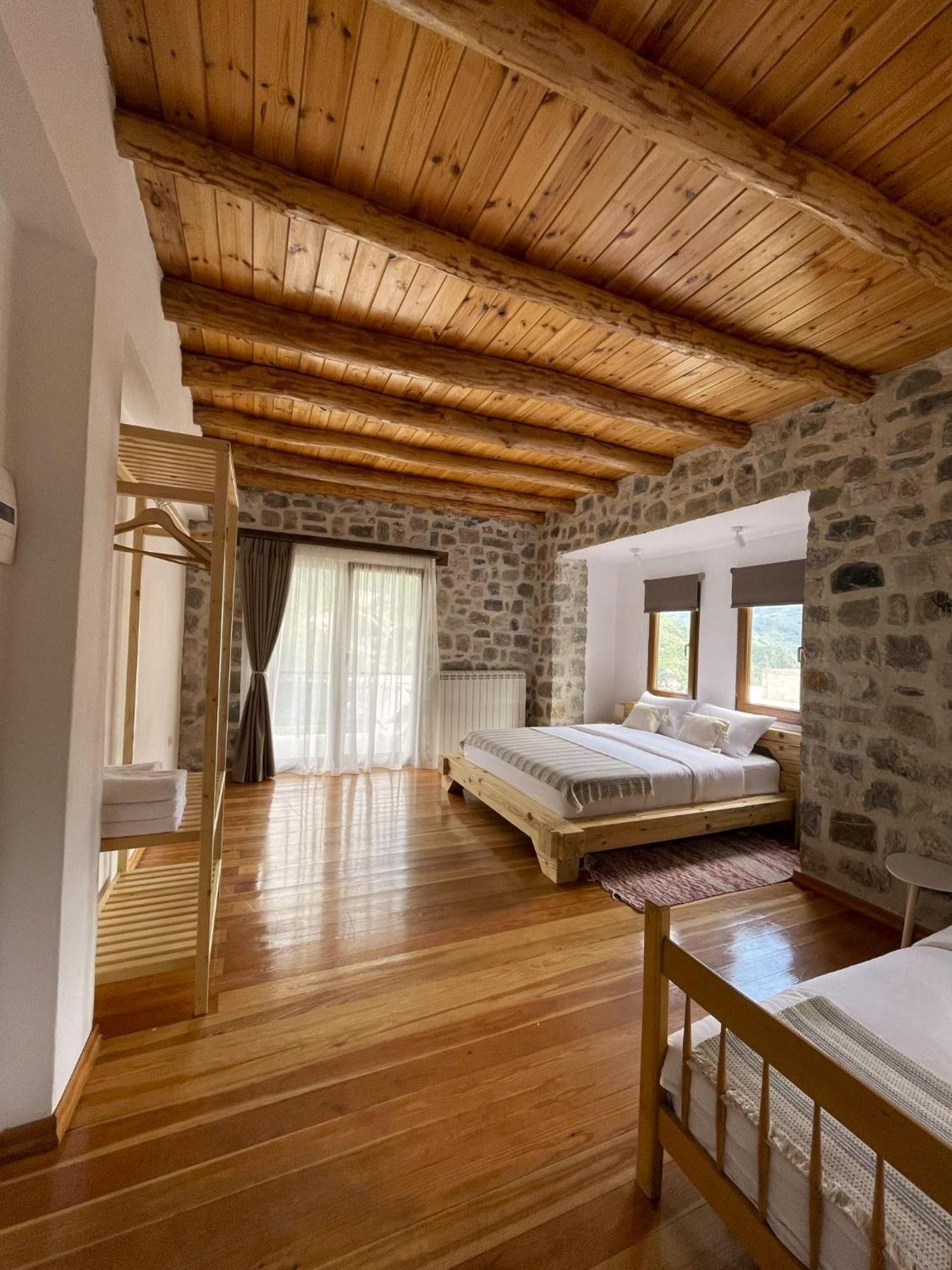 Valter & Drita'S Guesthouse Theth Ngoại thất bức ảnh
